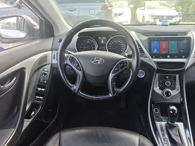 Hyundai Elantra Langdong