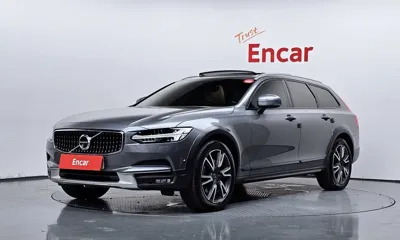 Volvo V90