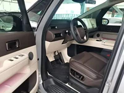 Li Auto Li MEGA