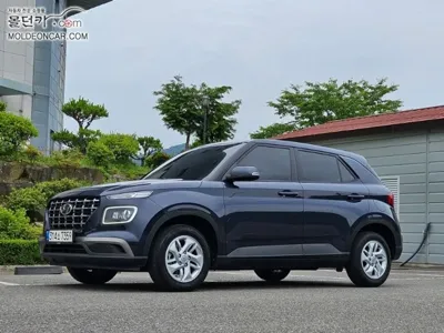 Hyundai Venue