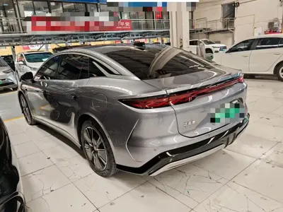 BYD 汉L