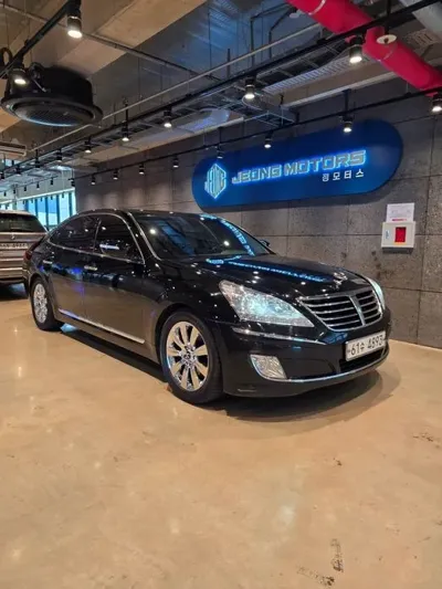 Hyundai Equus