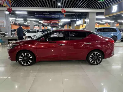 Nissan Bluebird