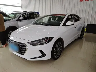 Hyundai Elantra