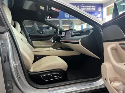 Xpeng P7