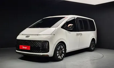Hyundai Staria