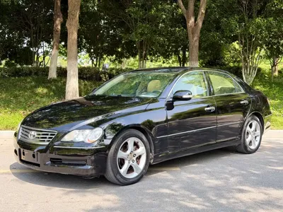 Toyota Reiz
