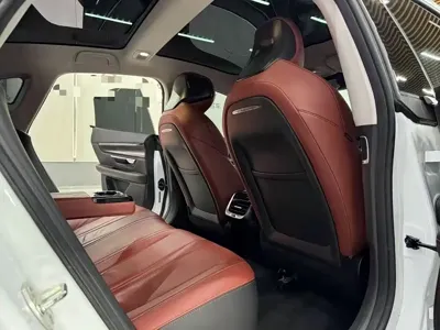 Xpeng P7