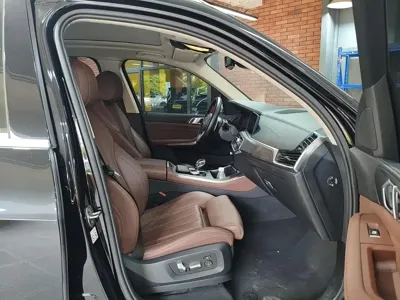 BMW X5 (Import)