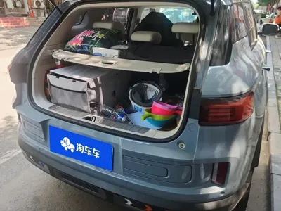 Geely ICON