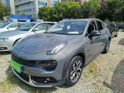 Lynk & Co 02