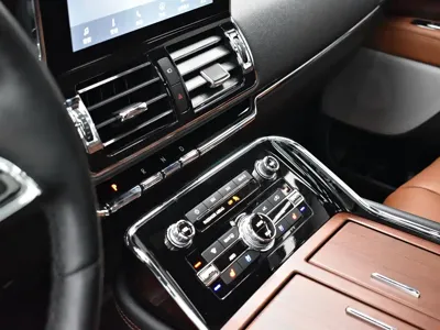 Lincoln Navigator
