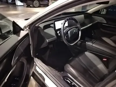 Xpeng P7