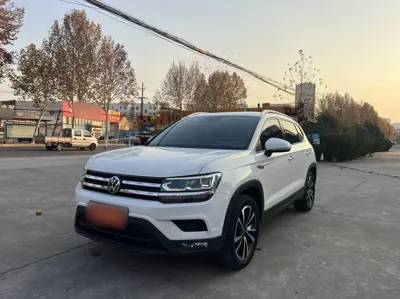 Volkswagen Tharu