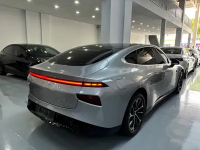 Xpeng P7