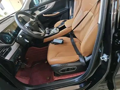BAIC X7