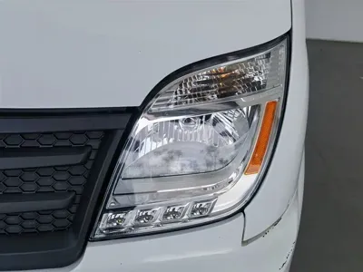 大通 V80