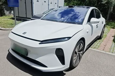 Nio ET5