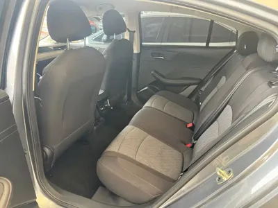 Roewe i5