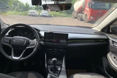 Roewe i5