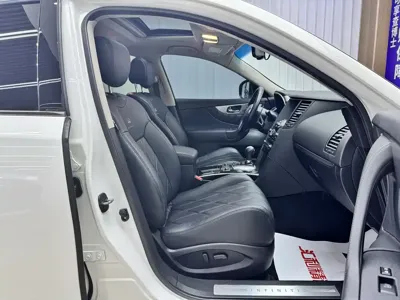 Infiniti FX