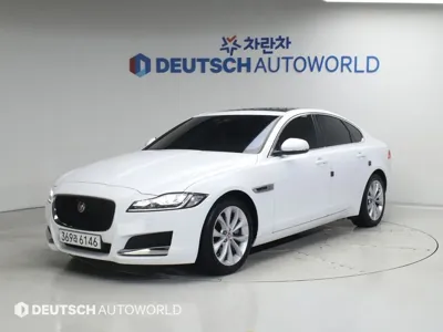 Jaguar XF