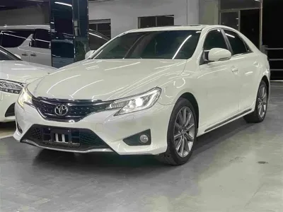Toyota Reiz