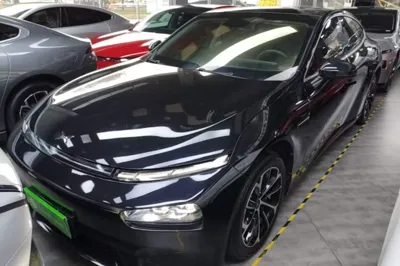 Xpeng P7