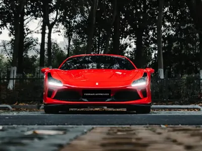 Ferrari F8