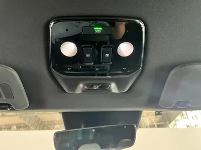 Nio ES8
