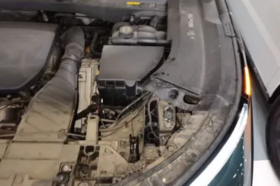 Li Auto L8