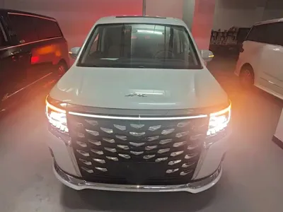 JAC Refine Refine RF8 PHEV