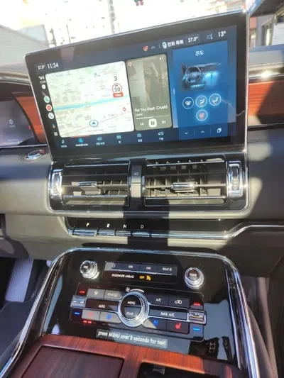Lincoln Navigator