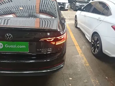 Volkswagen Sagitar