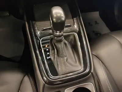 Roewe i5