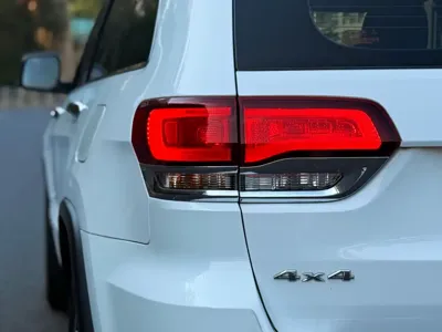 Jeep Grand Cherokee (Import)