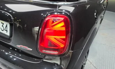 MINI Cooper Convertible