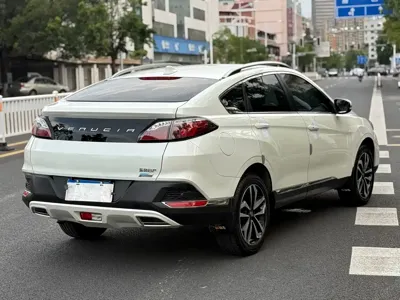 Venucia T90