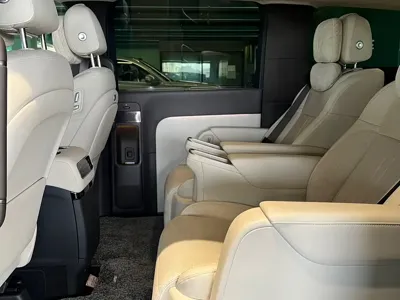 Li Auto Li MEGA