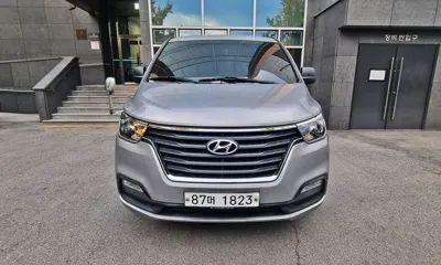 Hyundai Starex