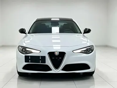 Alfa Romeo Giulia