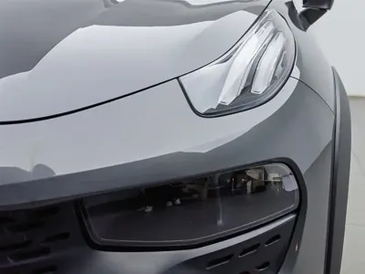 Lynk & Co 02
