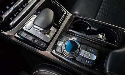 Genesis EQ900