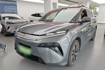 BYD Tang L