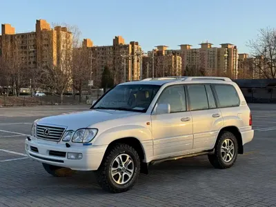 Lexus LX