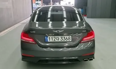 Genesis G70