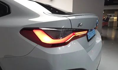 BMW i4