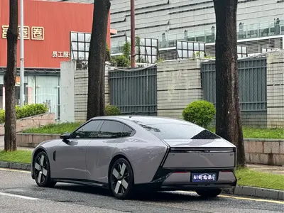 Xpeng P7