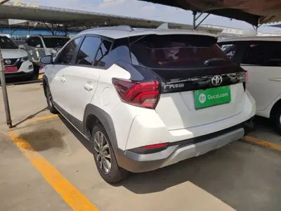 Toyota Yaris L