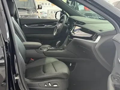 Cadillac XT6
